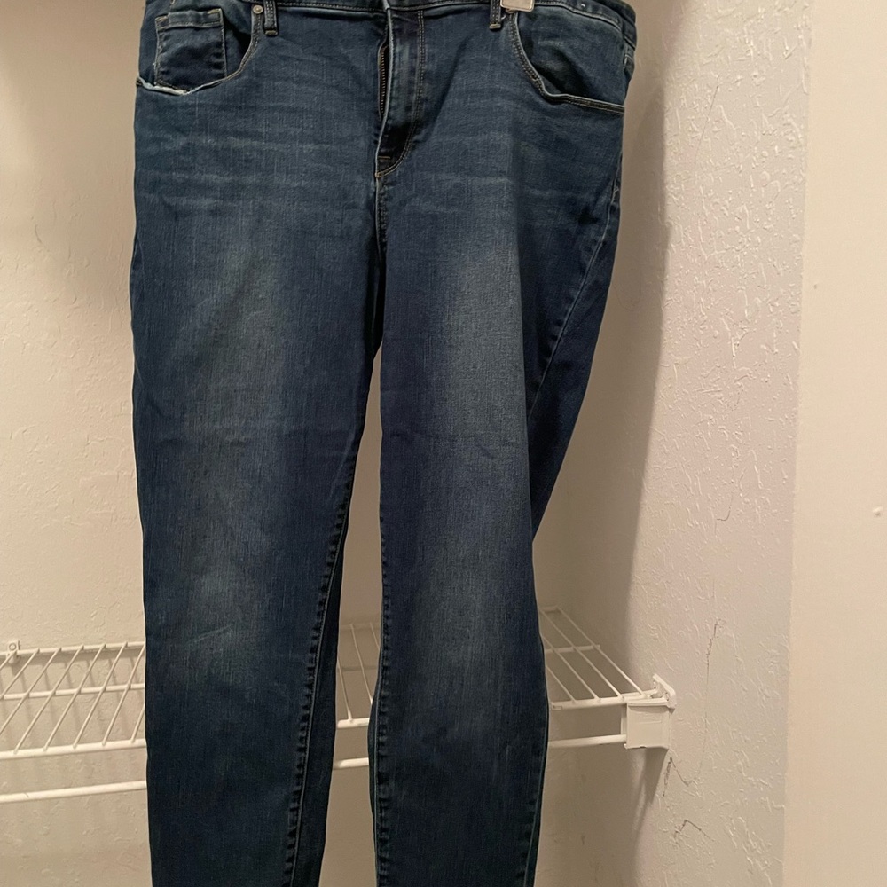 Mossimo Size 16 Straight Leg Jeans